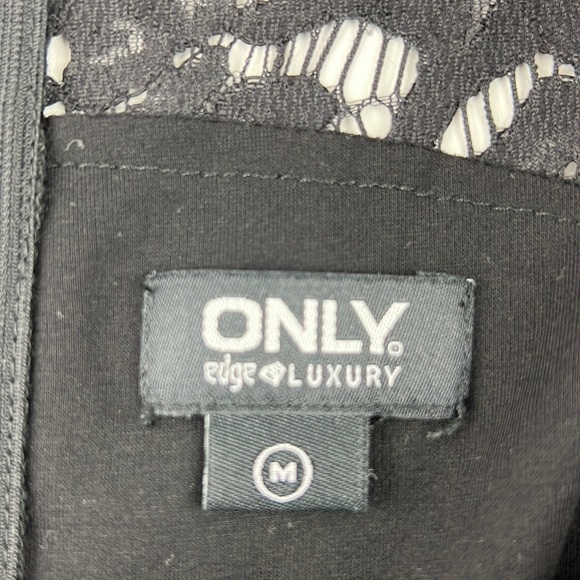 ONLY edge LUXURY black lace midi dress with boat neck - Picture 4 of 10